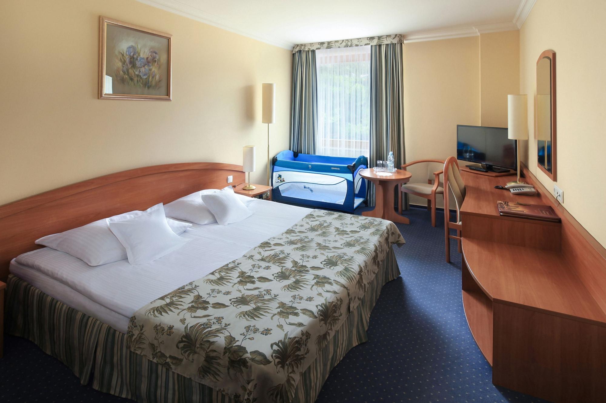 Hotel Bartan Gdansk Seaside Exterior photo