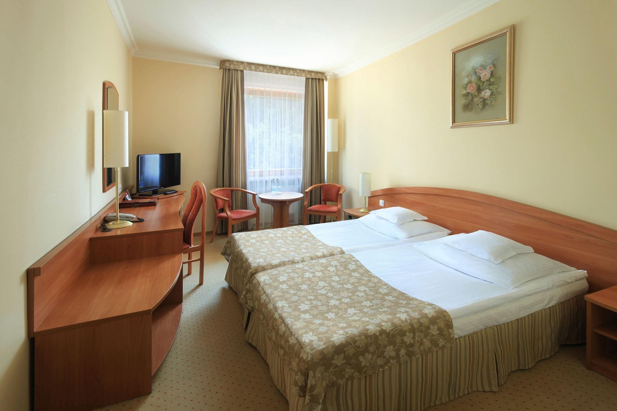 Hotel Bartan Gdansk Seaside Exterior photo