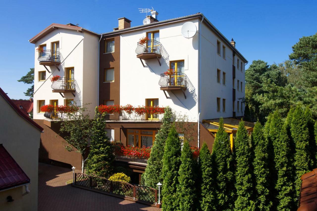 Hotel Bartan Gdansk Seaside Exterior photo